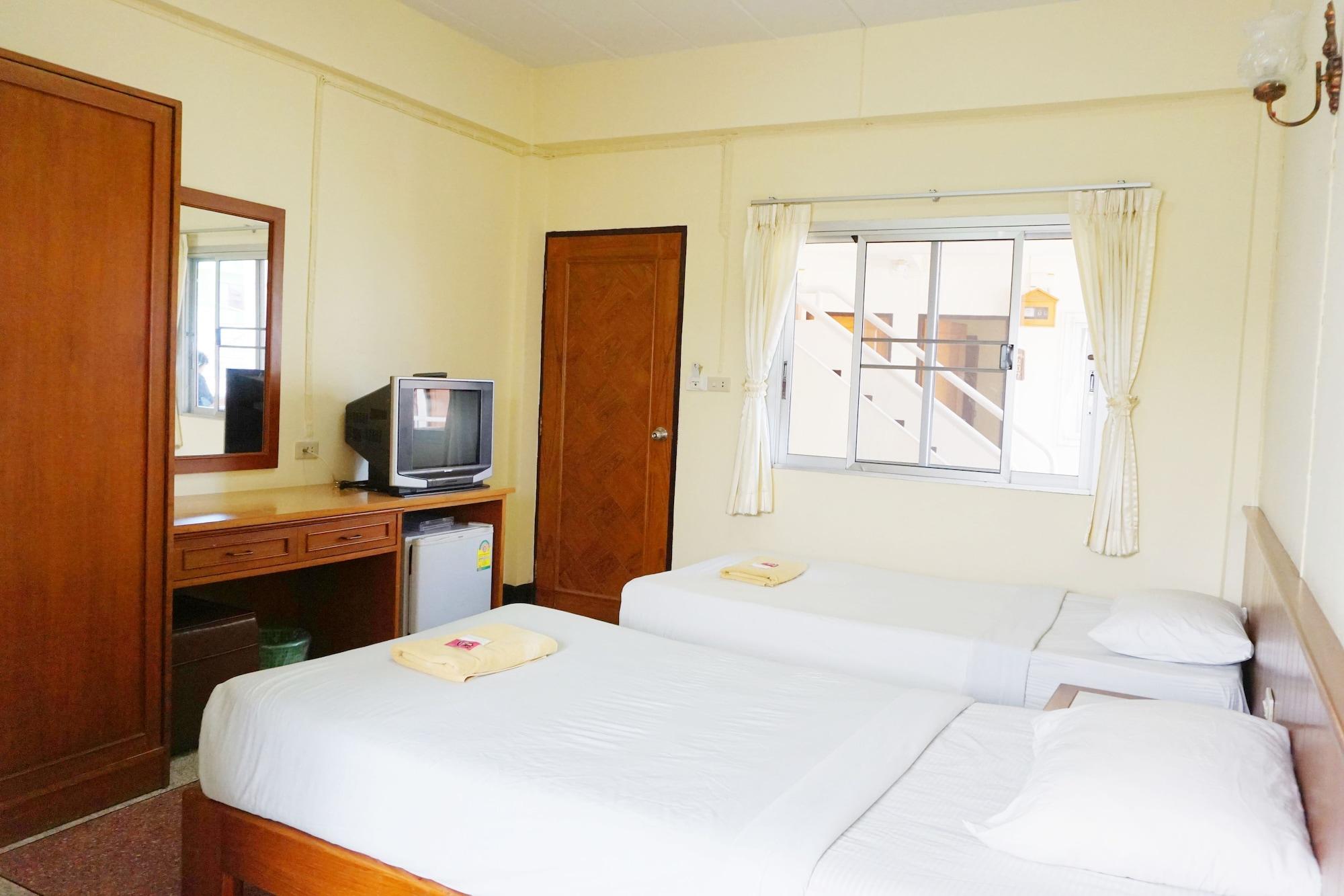 Safe House Court Hotel Chiang Mai Exterior foto